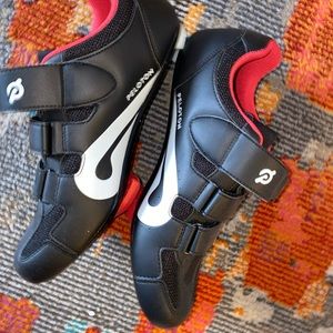*Used* Peloton Cycling Shoes Size 43 // Fits Male 10 U